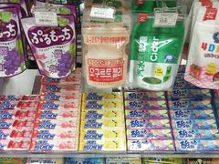 -全家便利店(杭州龙翔桥地铁站店)