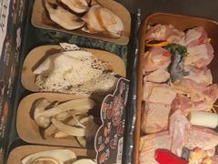 -芸山季·云南山珍菌火锅(人民广场来福士店)