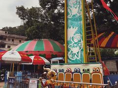 -顺德大良半月城游乐场