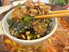 -毛辣果·贵州红酸汤牛肉火锅(西单店)