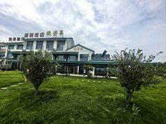 -七的湖·晚芳亭·阳澄湖农家菜·大闸蟹(莲花岛店)