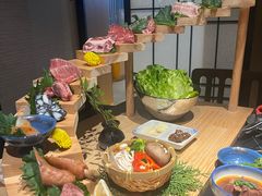 -山川小町·极番烧肉(新地假日广场店)