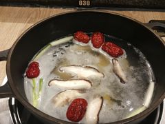 -呷哺呷哺(新世界百货望京店)