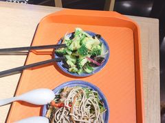 凉菜拼盘-马艾萨中国兰州牛肉拉面(劲松店)