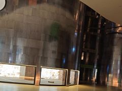 -涨巢·潮玩水疗局