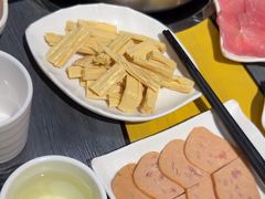 -四季喧黔味豆米火锅(万达广场店)