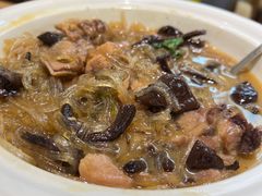 小鸡炖蘑菇-上关雪東北菜(中房金谊店)