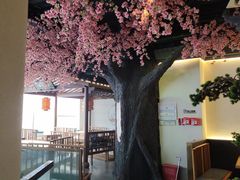 -荷塘秋月·本帮江浙菜(国权路店)