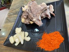 -壹阁胡羊焖饼(特色小吃街店)
