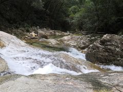 -祁门牯牛降观音堂风景区