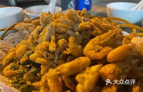 Fried Small River Shrimp with Stream Fish