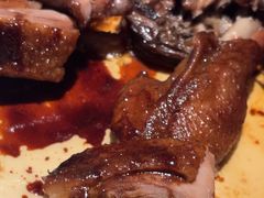 -八府香鸭·啫啫煲(华山路店)