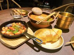 -SHAN山(前滩太古里店)