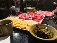 -唇辣号重庆老火锅(燕郊鑫乐汇店)