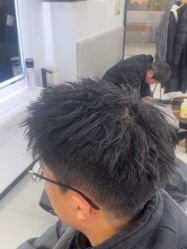 -尤司男士国潮理发馆