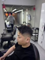 -尤司男士国潮理发馆