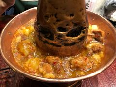 土司铜锅油焖鸡-浩海火烧云傣家菜(京广店)