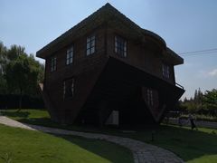 -金山农民画村-枫泾波兰倒置屋