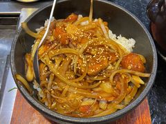照片鸡腿肉拌饭-臻牛烤肉