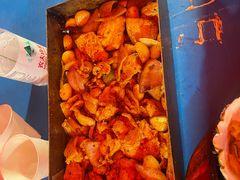 -老东镇啤酒屋海鲜加工·蒸汽海鲜·海鲜烧烤(台东店)