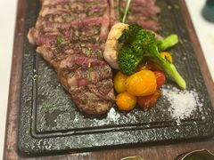 -斯普汇生蚝牛排馆(中骏世界城店)