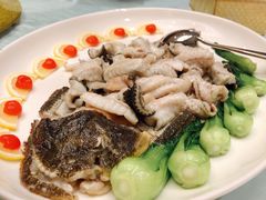 -榕树下海鲜馆(坪山路店)
