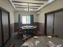 -李东农庄(中南百草园地标店)