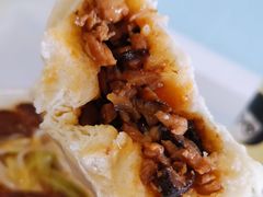 麻辣香菇鸡丁包-老陶包子铺(南大西南村店)