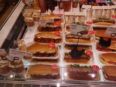 -巴黎贝甜(大宁国际商业广场店)