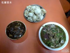 20101225466-陈寔包子王·卤煮小肠·京味小吃(龙潭店)