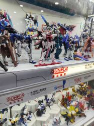 -玩具反斗城(万象汇店)