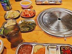 -唯成•韩国炭火烤肉 유성고기