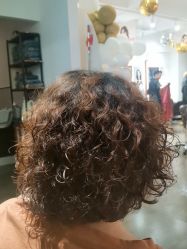 -心迪染发专门店