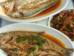 -丹水桥地锅鱼·翘嘴鲌·地方特色全鱼宴(丹江口大坝店)