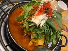 -喇喇排骨火锅·传统韩式脊骨汤(望京西园总店)