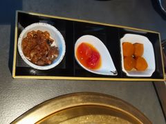 -铭牛烧肉·和牛海鲜自助(高新月牙湖店)