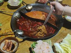 -乖嬢嬢重庆老火锅(南联店)