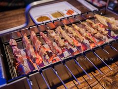 五花肉-三个蒙古大叔羊肉串(大宁店)