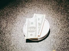 -蛙来哒(华隆步步高店)