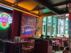 -Famous肥猫墨西哥音乐餐吧(五棵松华熙LIVE店)