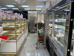 面包甜点陈列柜-爱德顺糕点食屋(利民道店)