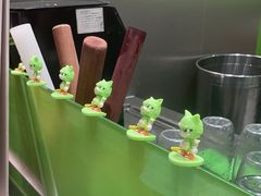-柠檬向右(宝杨宝龙店)