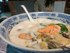 极品八宝鱼头皇-山外山菜馆(玉泉路店)