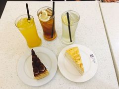 -Nadeje(Plaza Mahkota)