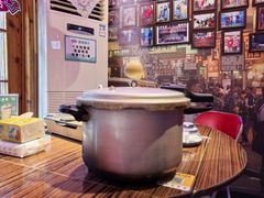 -蚝堡海鲜·威海菜·海肠捞饭·烧烤·亚洲吃蚝公司(幸福门店)