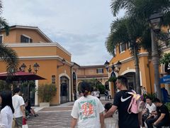 -佛罗伦萨小镇广佛名品奥特莱斯(疏港路店)