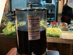 -挂旗柴锅鸡(蚌山区嘉年华店)