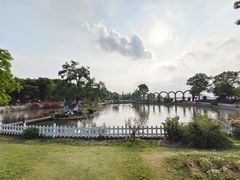 -鹅湖玫瑰文化园