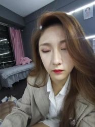 -美妆吧私人订制·化妆美甲美睫半永久