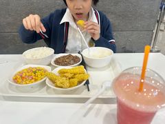-浦东图书馆读者餐厅